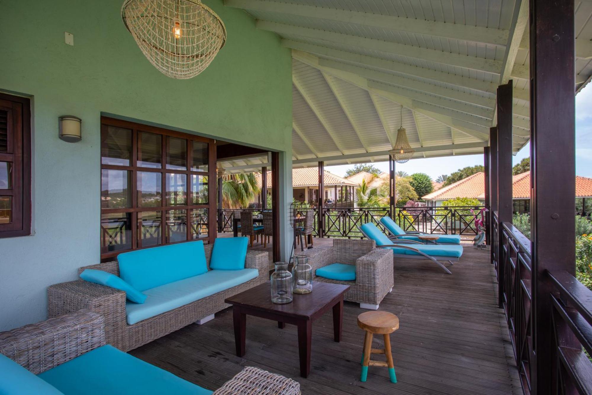 Blue Bay Villa'S Exterior photo